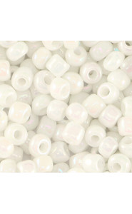 Glass seed beads 6/0 (4mm) White AB